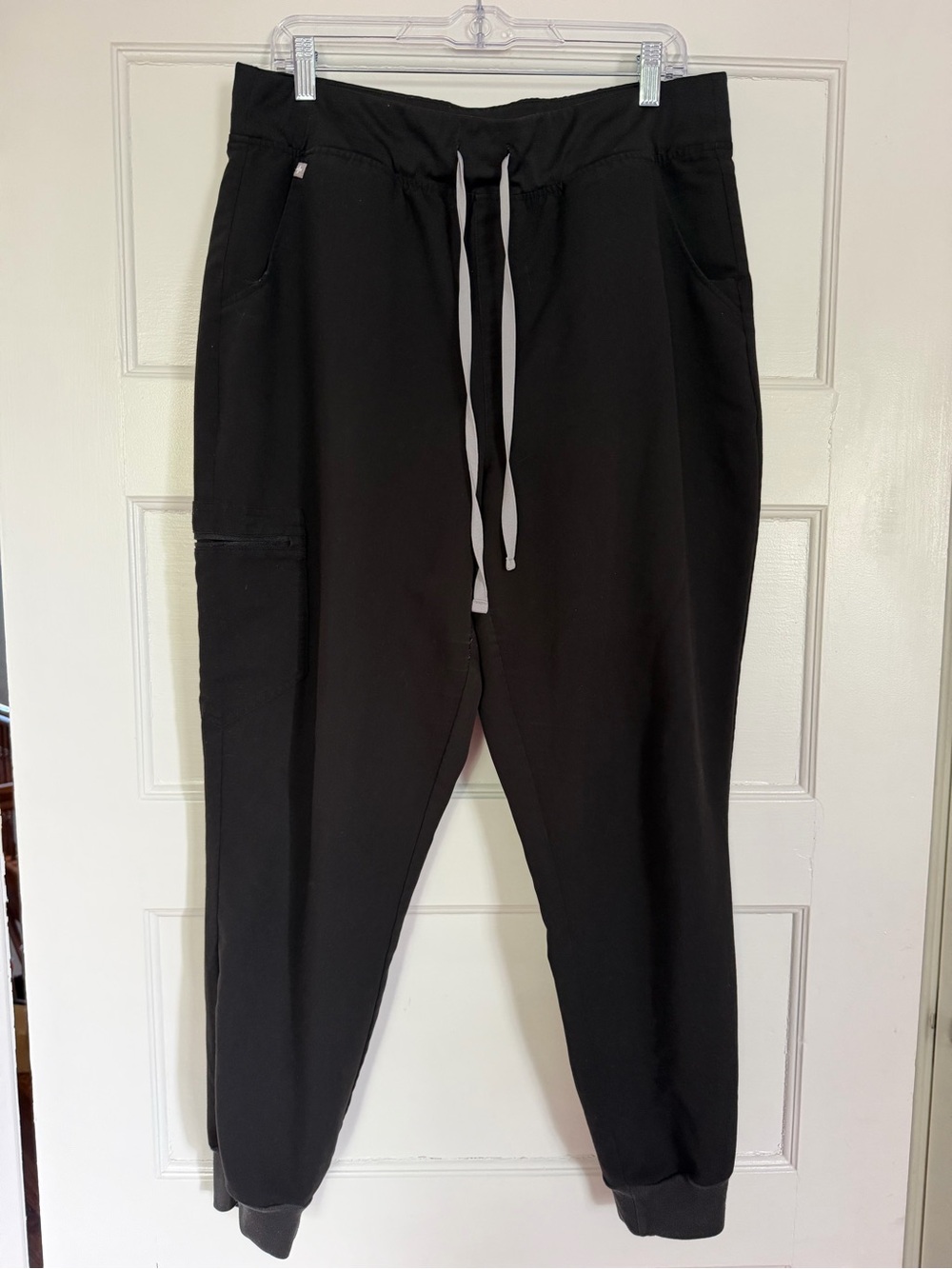 FIGS Technical Collection Scrub Jogger Pants Women’s XL Black Cargo